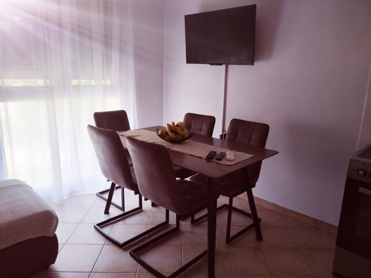 Apartment Coco Zadar Bagian luar foto