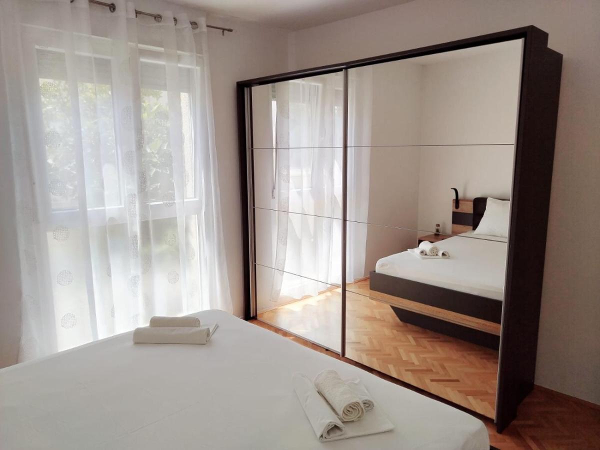 Apartment Coco Zadar Bagian luar foto